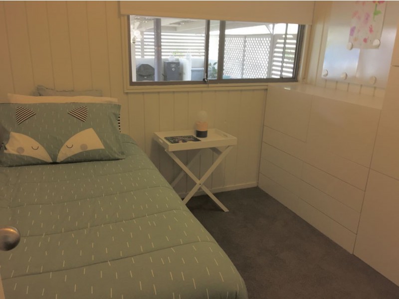 16 Kerley Street, Port Broughton SA 5522