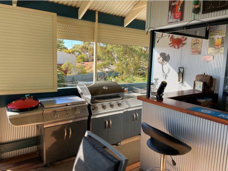 110 John Lewis Drive, Port Broughton SA 5522