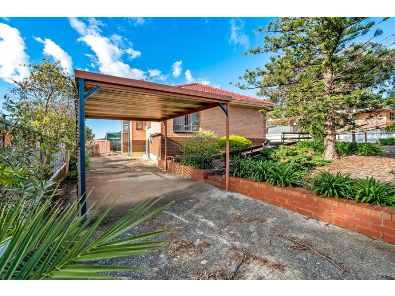 15 Hinton Avenue, Para Hills SA 5096