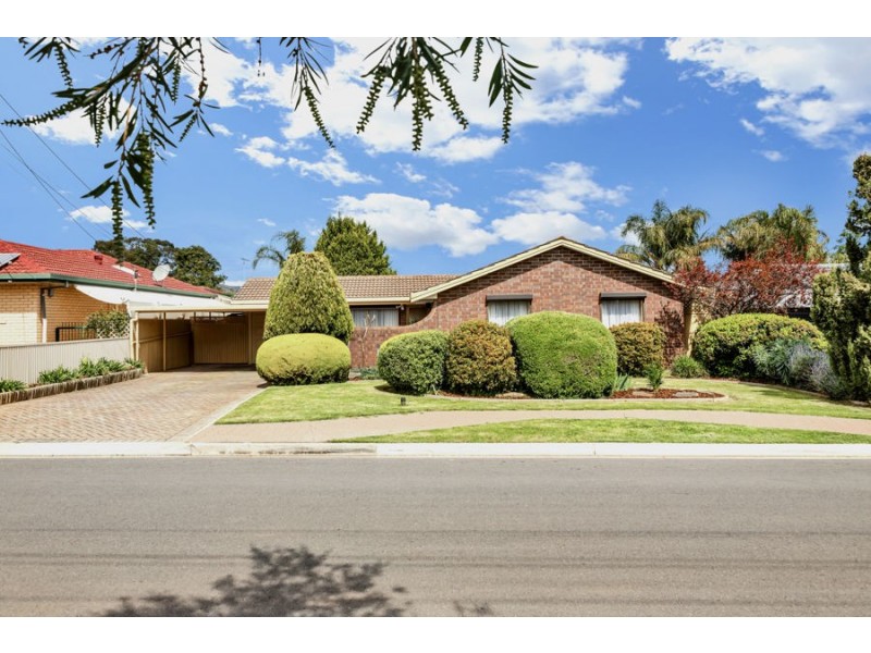 33 Barmera Avenue, Hope Valley SA 5090