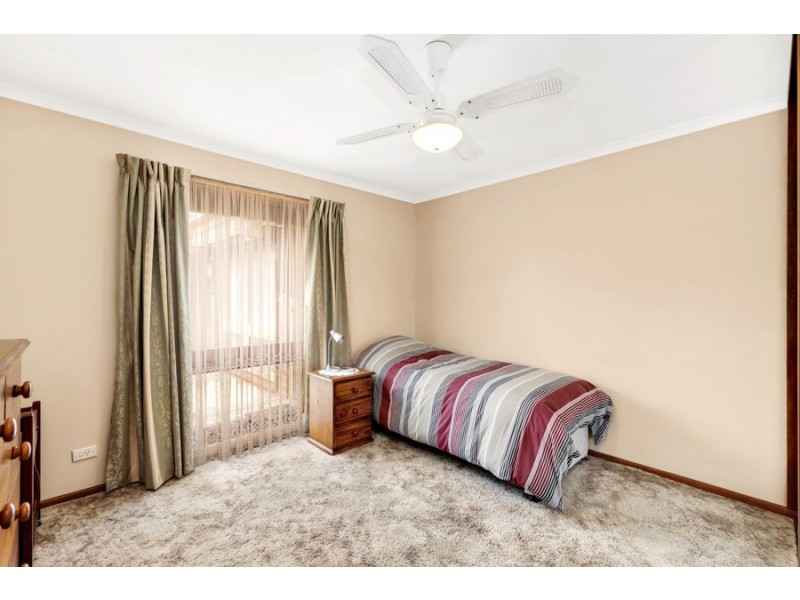 33 Barmera Avenue, Hope Valley SA 5090