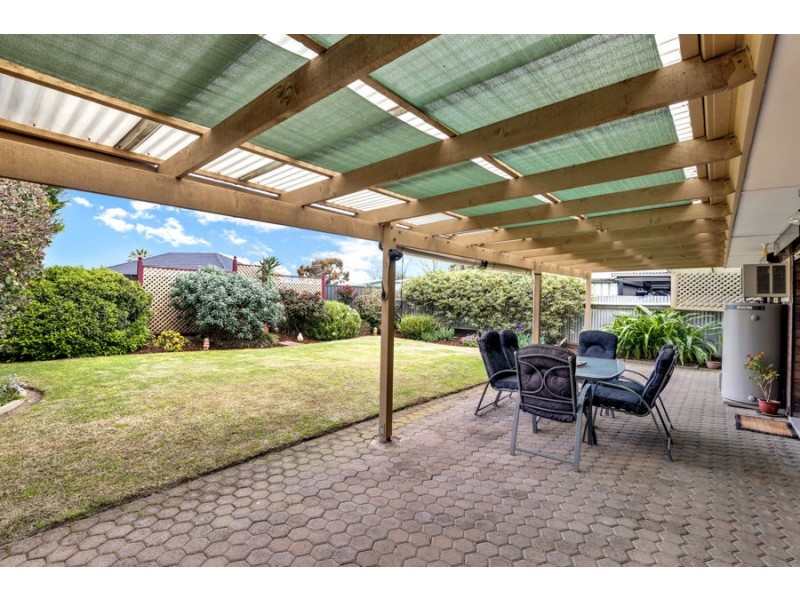 33 Barmera Avenue, Hope Valley SA 5090