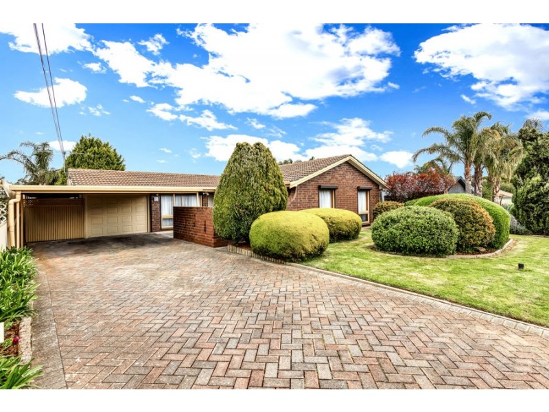 33 Barmera Avenue, Hope Valley SA 5090