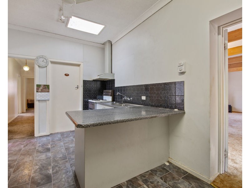 16 Clare Avenue, Athelstone SA 5076