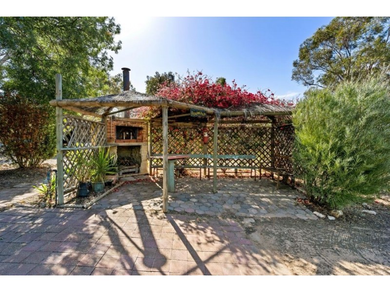 1590 East Front Road, Younghusband SA 5238