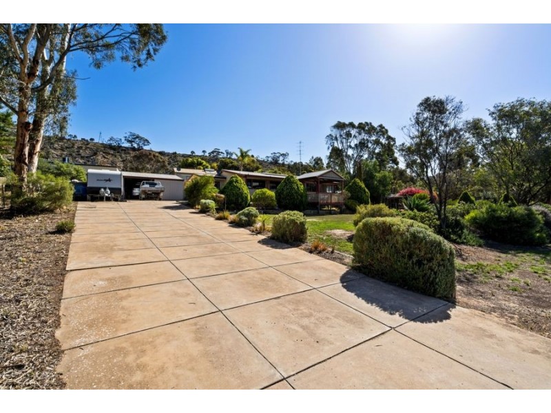 1590 East Front Road, Younghusband SA 5238