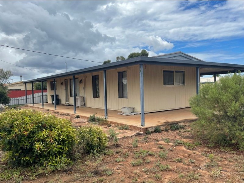 37-39 Lincoln Highway, Cowell SA 5602