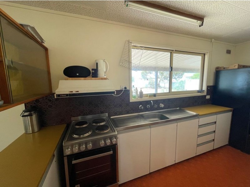 37-39 Lincoln Highway, Cowell SA 5602