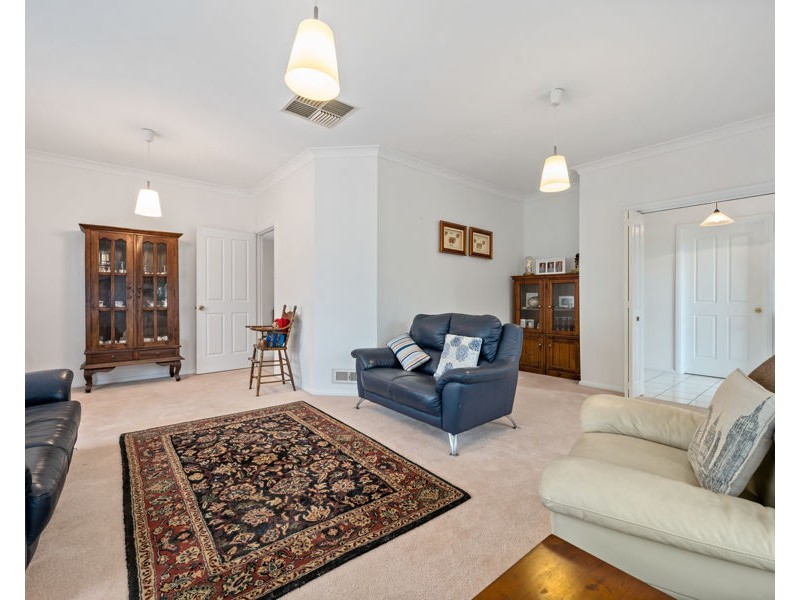 47 Robert Emery Court, Athelstone SA 5076