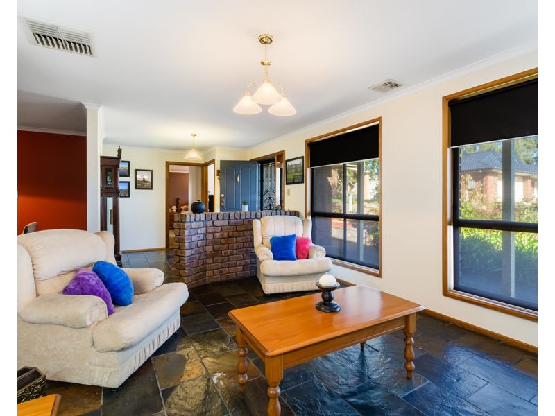 4 Onyx Court, Hope Valley SA 5090