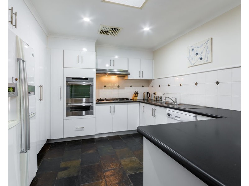 4 Onyx Court, Hope Valley SA 5090