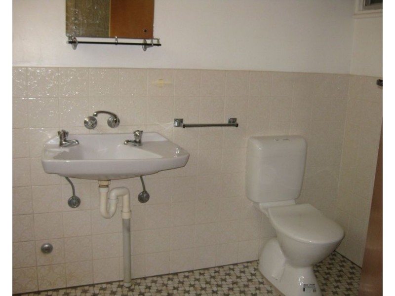 5 Schuetze Street (Units 1 & 2), Mannum SA 5238