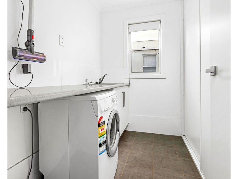 Unit 2 / 38 Esplanade, Cowell SA 5602