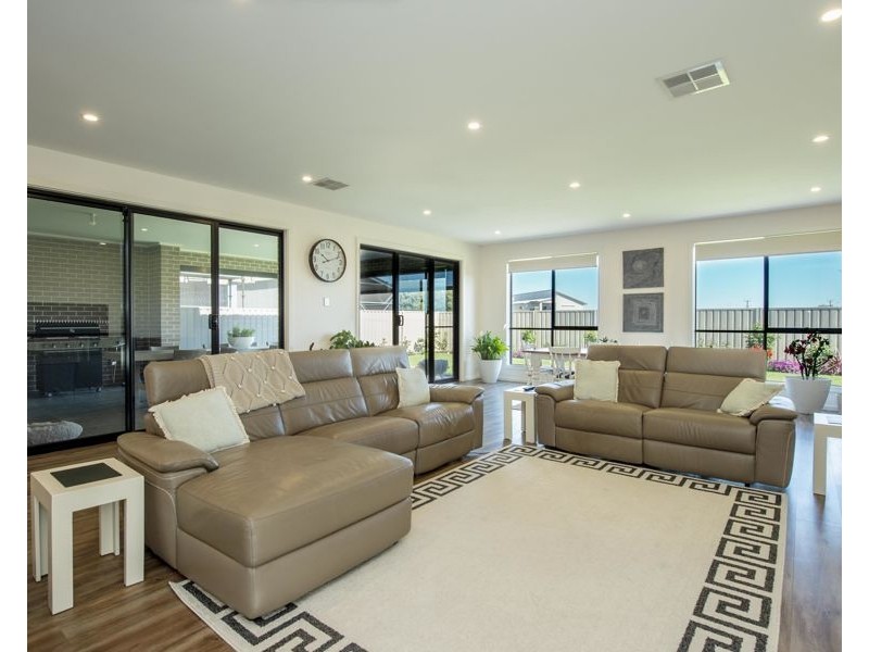 129 Pommern Way, Wallaroo SA 5556