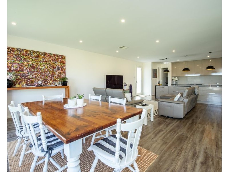 129 Pommern Way, Wallaroo SA 5556