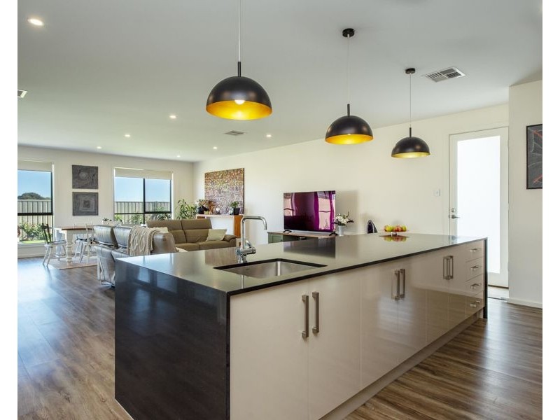 129 Pommern Way, Wallaroo SA 5556