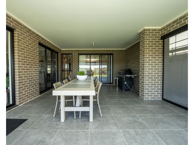 129 Pommern Way, Wallaroo SA 5556