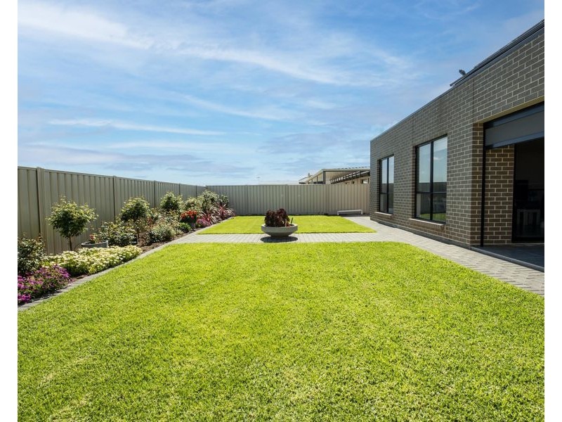 129 Pommern Way, Wallaroo SA 5556