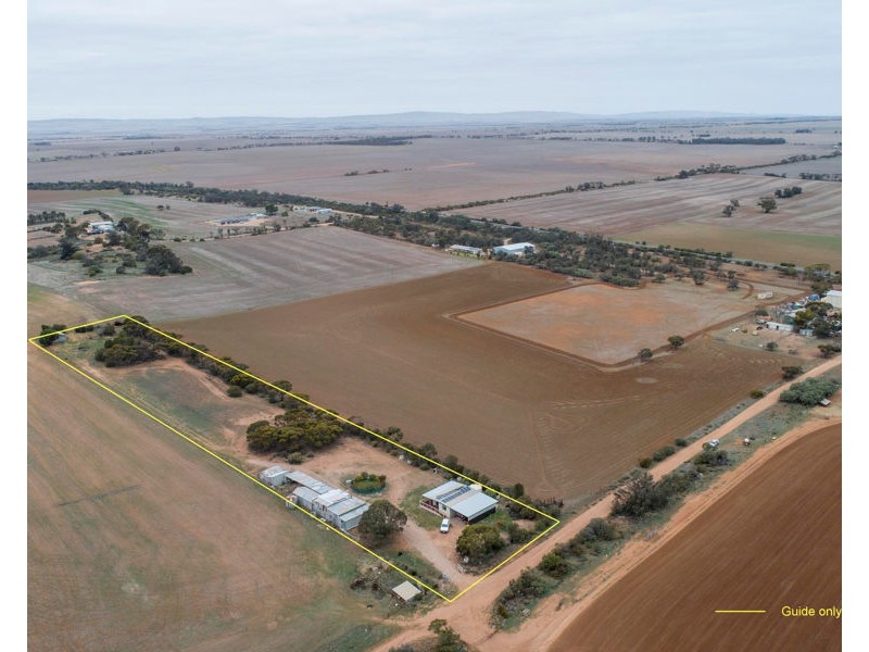 40 Hobbs Road, Port Broughton SA 5522