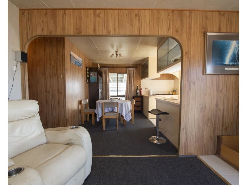 40 Hobbs Road, Port Broughton SA 5522