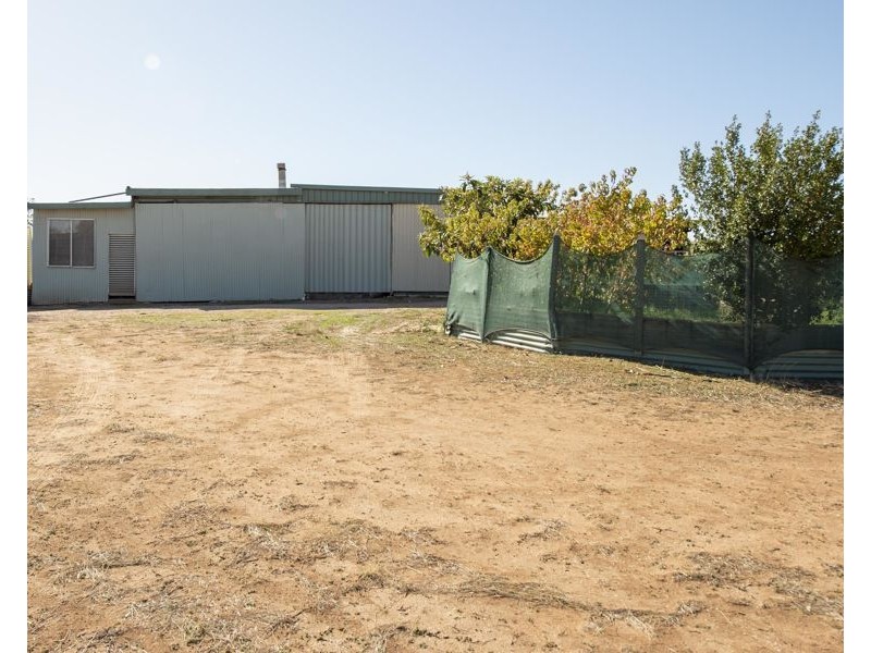 40 Hobbs Road, Port Broughton SA 5522