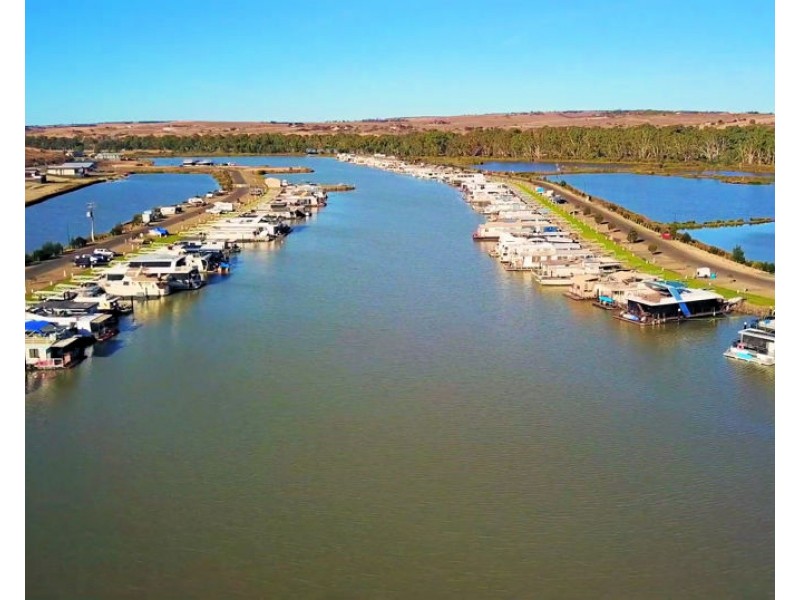 Berth 143 (Lot 140) Pelican Drive, Mannum Waters Marina, Mannum SA 5238