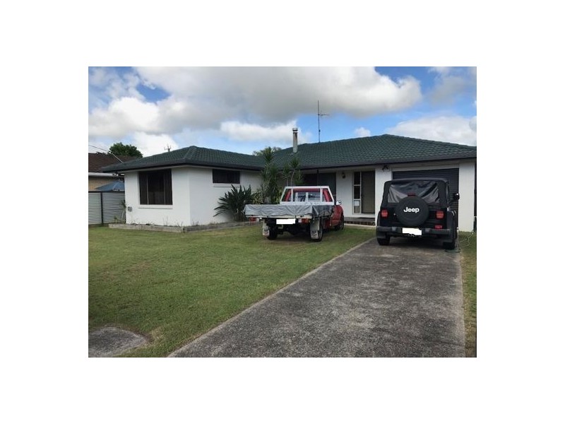 29 Riviera Ave, Tweed Heads West NSW 2485