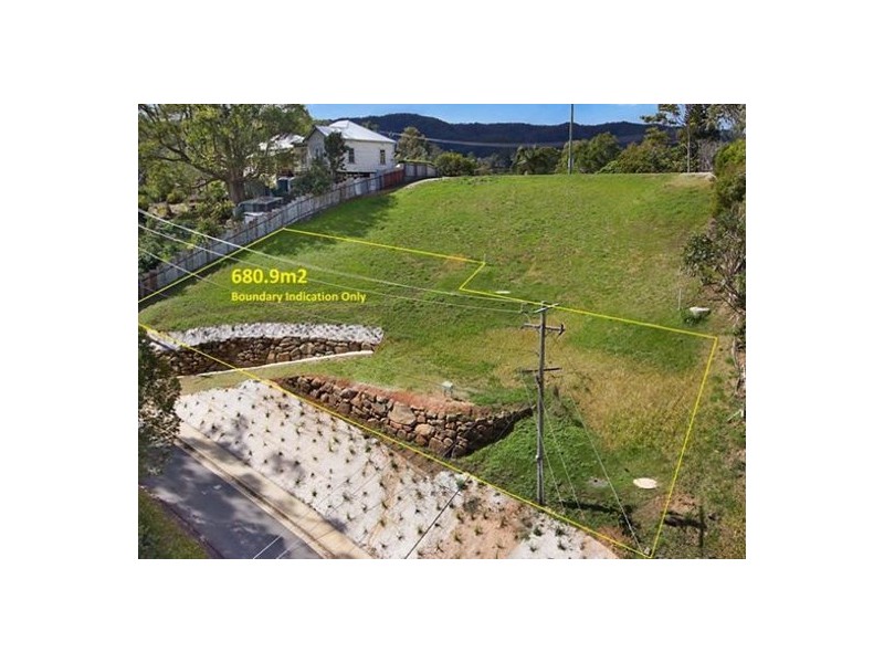 14 Mitchell Street, Uki NSW 2484