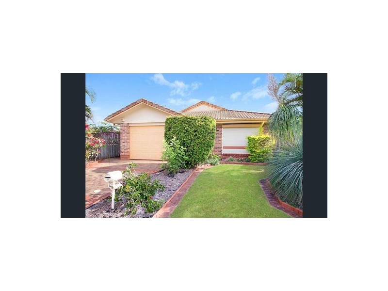 15 Kentia Cres, Banora Point NSW 2486