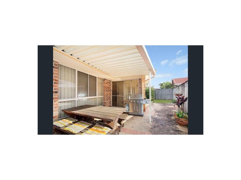 15 Kentia Cres, Banora Point NSW 2486