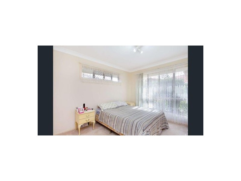 15 Kentia Cres, Banora Point NSW 2486
