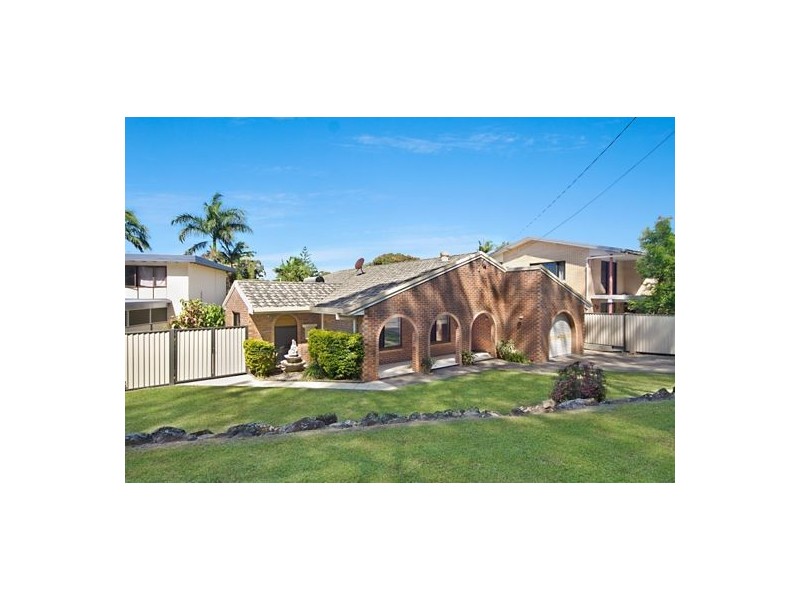 35 Inlet Drive, Tweed Heads West NSW 2485
