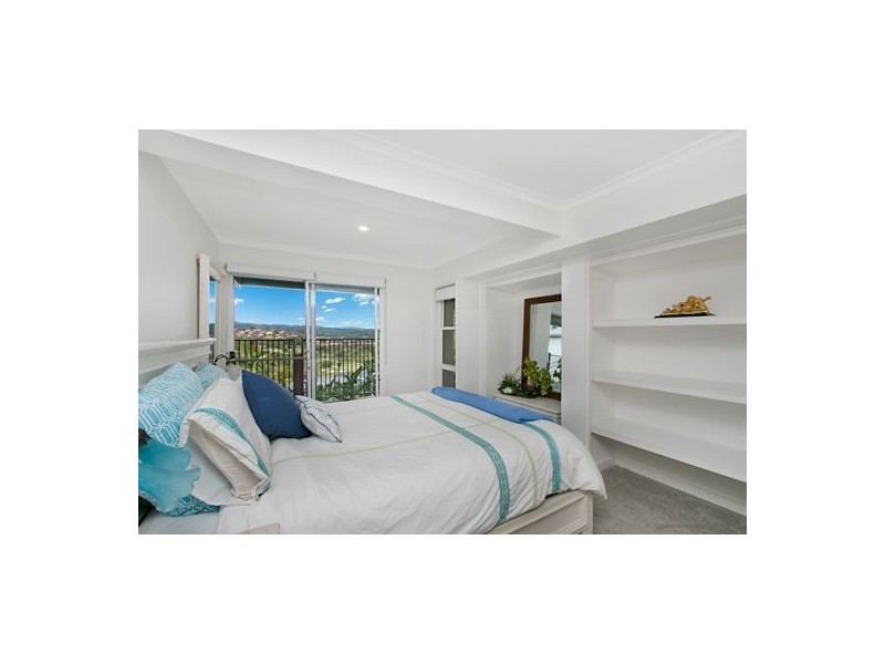 57 Cominan Ave, Banora Point NSW 2486