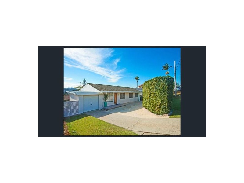 27 Laura Street, Banora Point NSW 2486