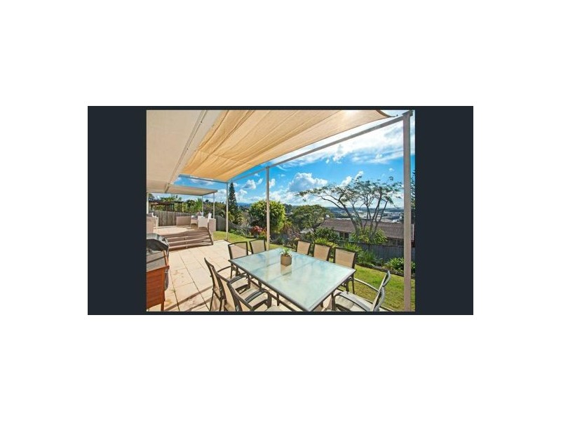 27 Laura Street, Banora Point NSW 2486