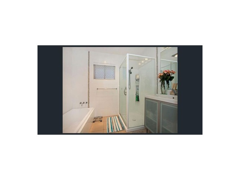 27 Laura Street, Banora Point NSW 2486