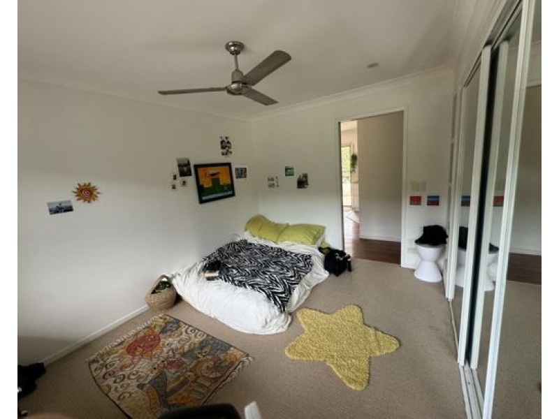 27 Laura Street, Banora Point NSW 2486