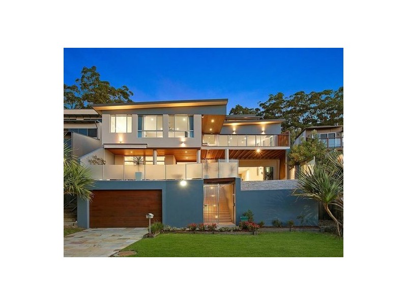 29 Sawtell Drive, Currumbin Waters QLD 4223