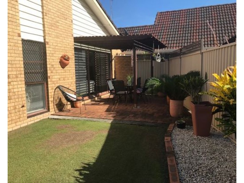 2/18 Bambaroo Crescent, Tweed Heads NSW 2485