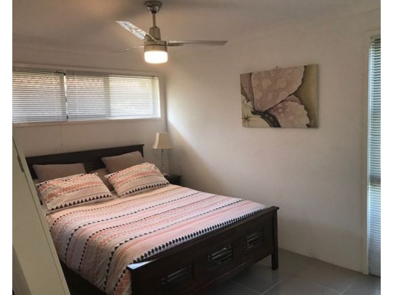 2/18 Bambaroo Crescent, Tweed Heads NSW 2485