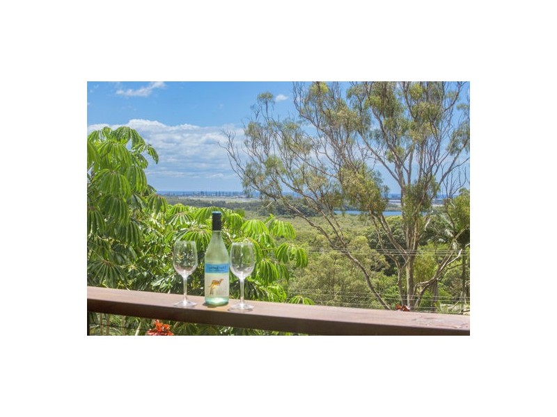 4 Myeerimba Parade, Tweed Heads West NSW 2485