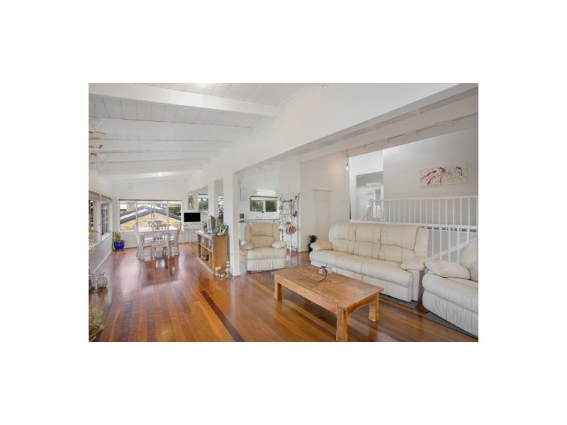 4 Myeerimba Parade, Tweed Heads West NSW 2485