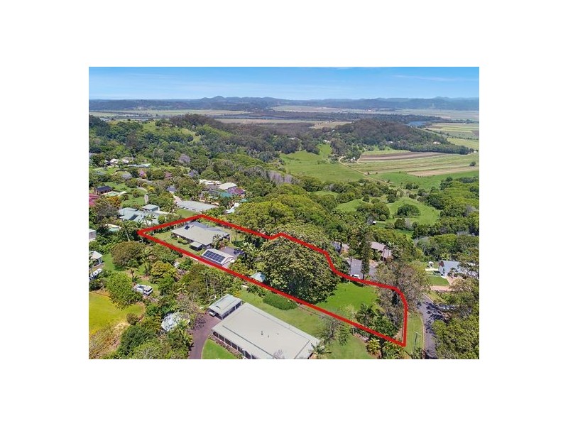 4 Figtree Rd, Terranora NSW 2486