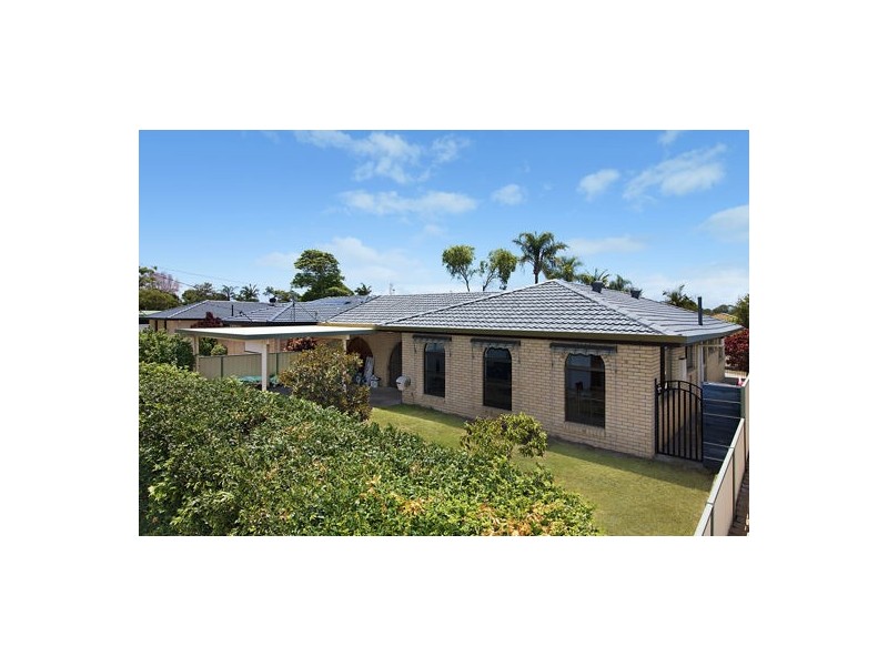 30 Riviera Ave, Tweed Heads West NSW 2485