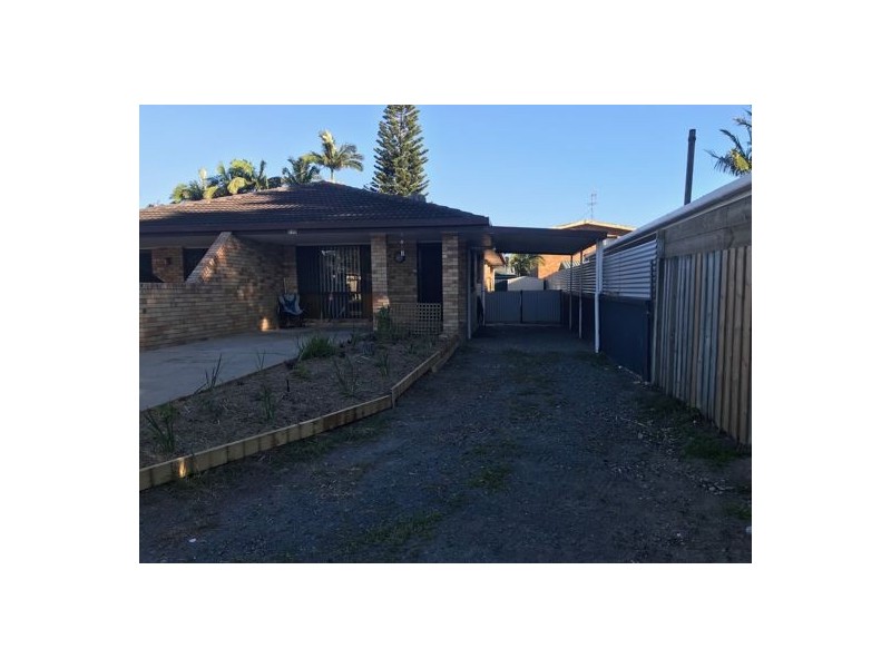 2 28 Lakes Drive, Tweed Heads West NSW 2485