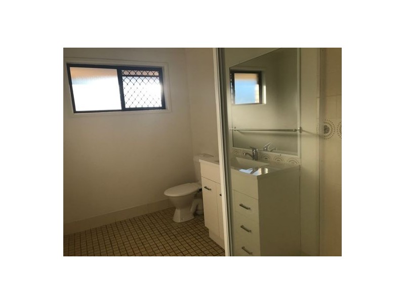 2 28 Lakes Drive, Tweed Heads West NSW 2485