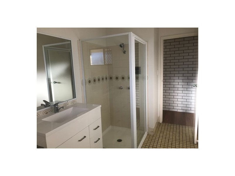 2 28 Lakes Drive, Tweed Heads West NSW 2485