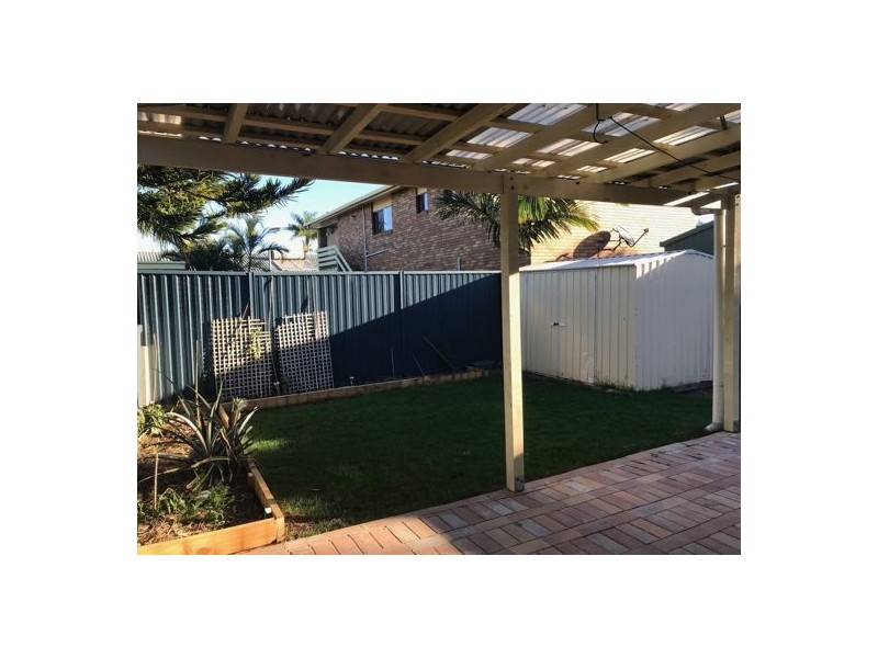 2 28 Lakes Drive, Tweed Heads West NSW 2485