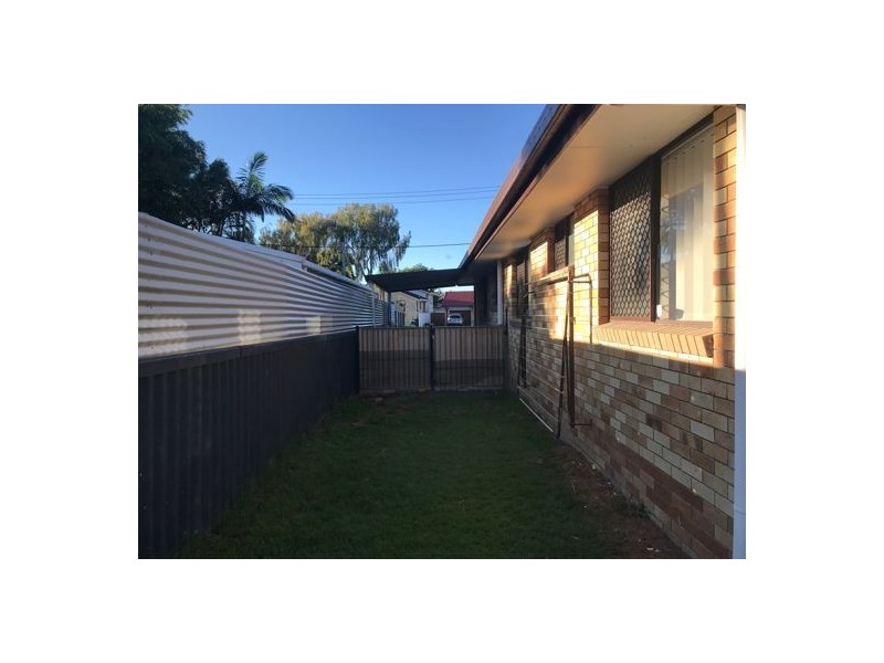 2 28 Lakes Drive, Tweed Heads West NSW 2485