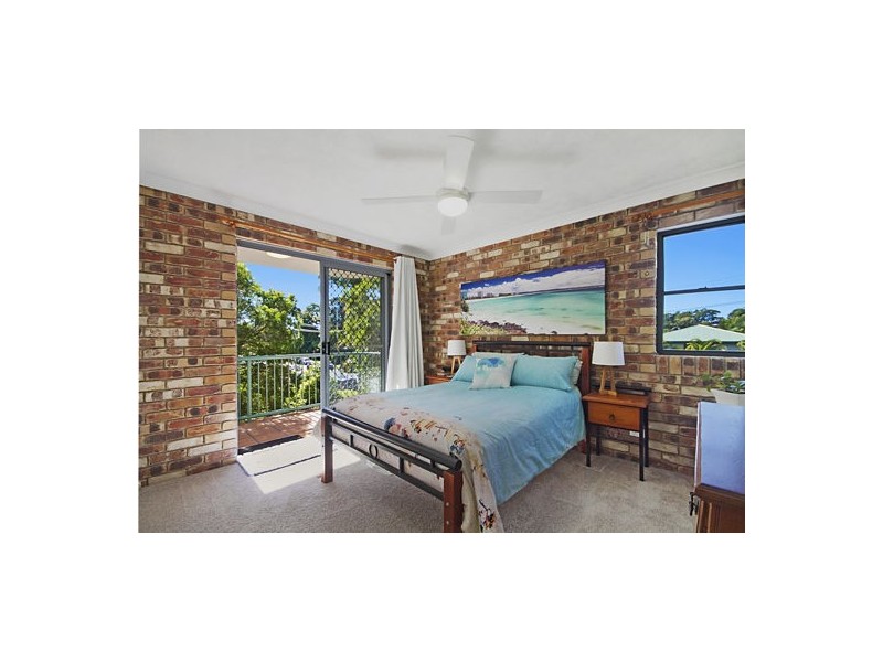 8 17 Korina Ave, Coolangatta QLD 4225